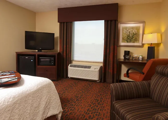 Hampton & Medical Center Hotel