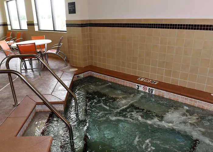 Hampton & Medical Center 3*