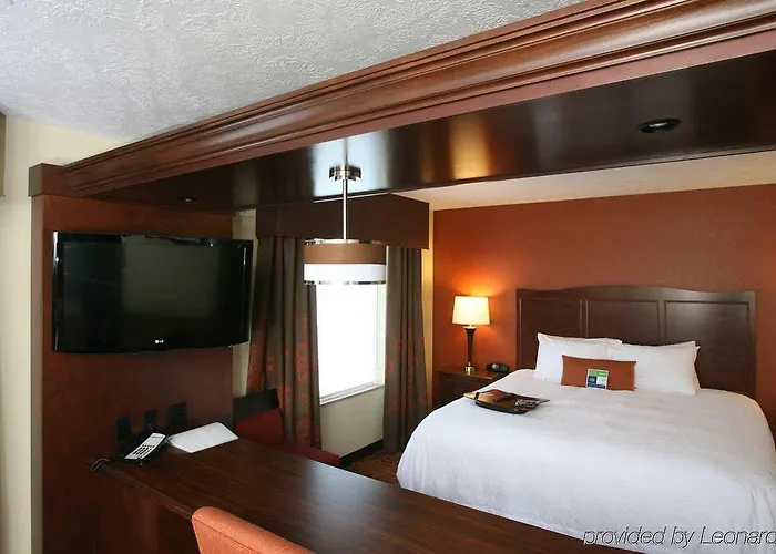 Hampton & Medical Center Hotel